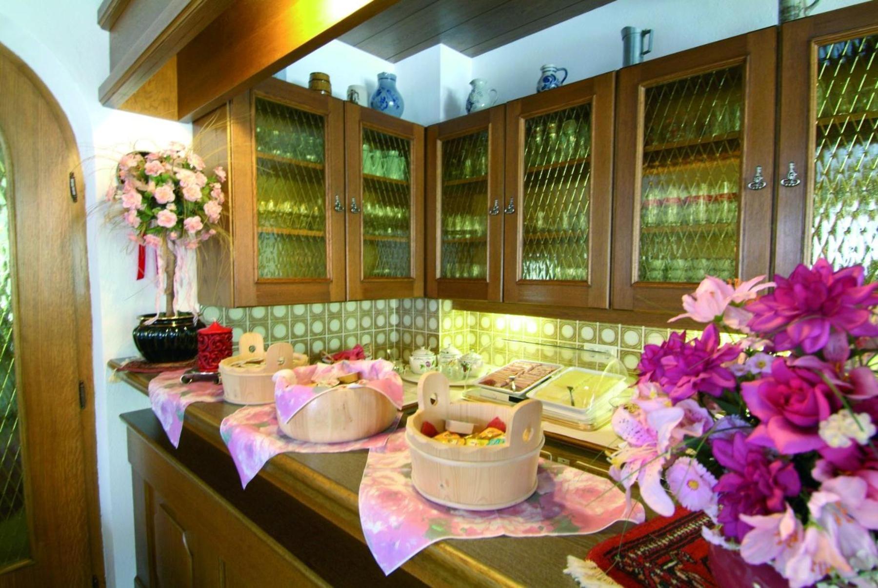 Hotel Garni Val-Sinestra Ишгъл Екстериор снимка